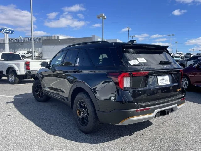 New 2026 Black Ford Tremor image 25