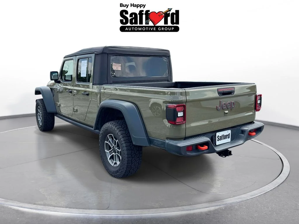 Used 2025  Jeep Mojave image 2