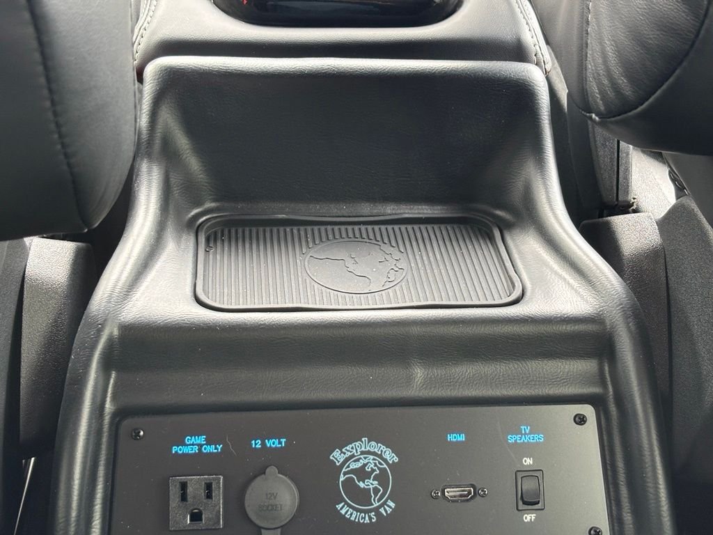 New 2026 Black Ford Explorer Limited SE image 37