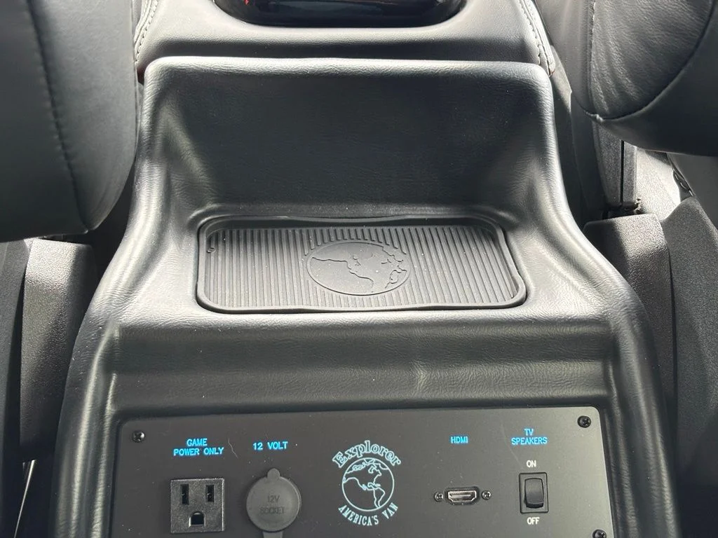 New 2026 Black Ford Explorer Limited SE image 37