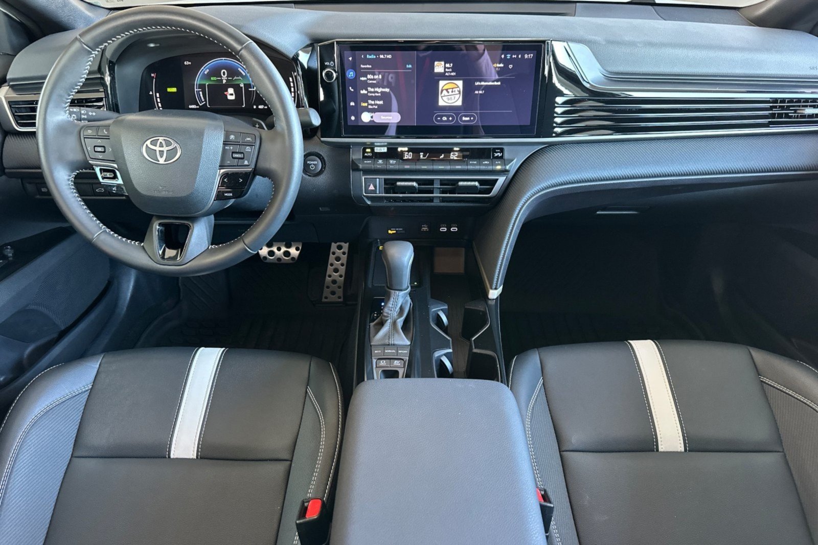Certified Used 2026 Ice Cap Toyota SE image 12