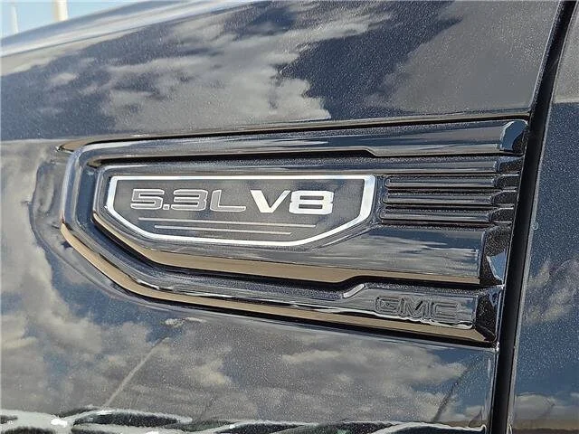 New 2026 Onyx Black GMC Pro image 8