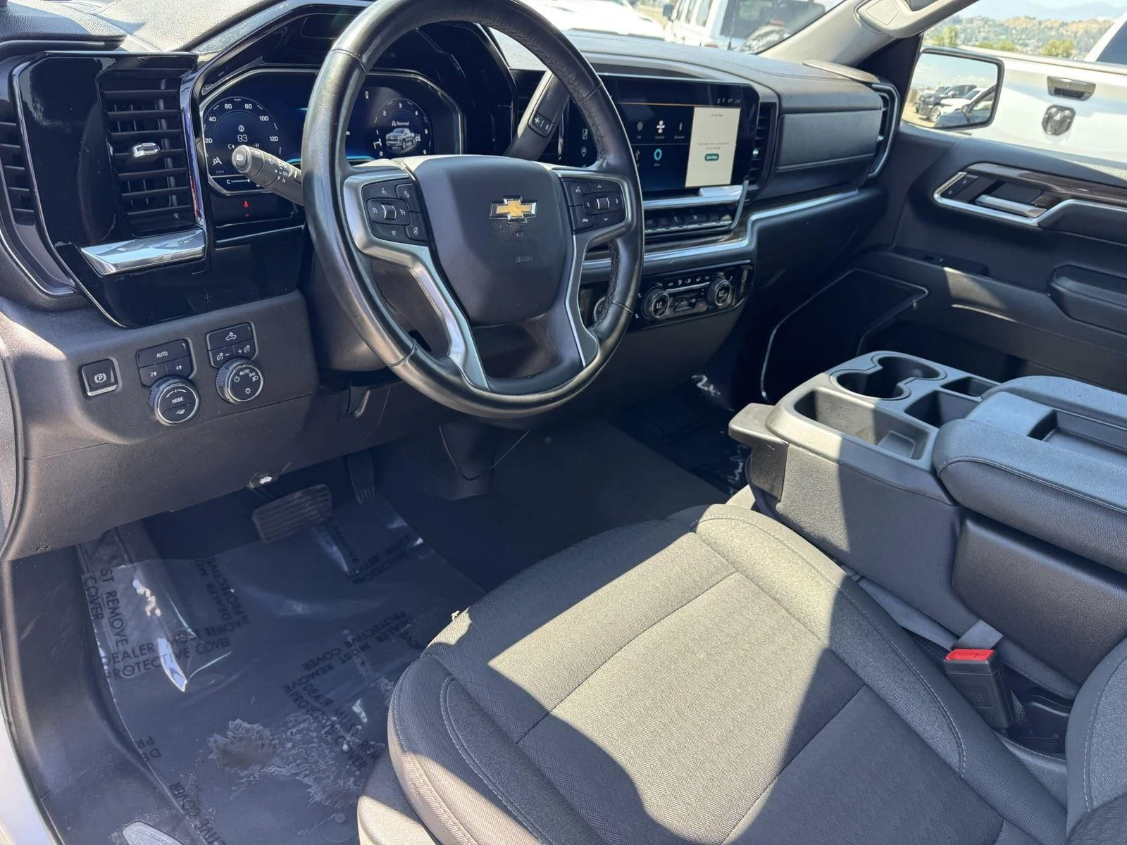 Used 2024 Summit White Chevrolet LT image 15