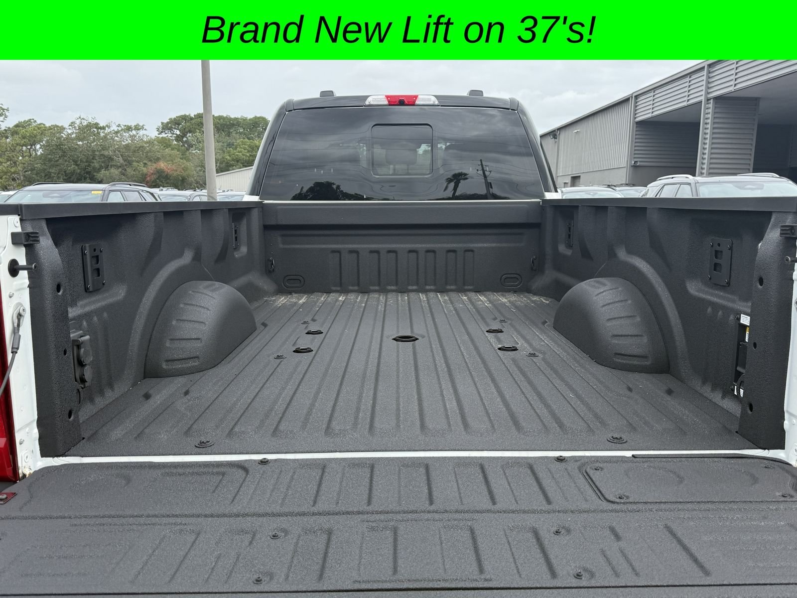 Used 2025 White Ford Lariat image 14
