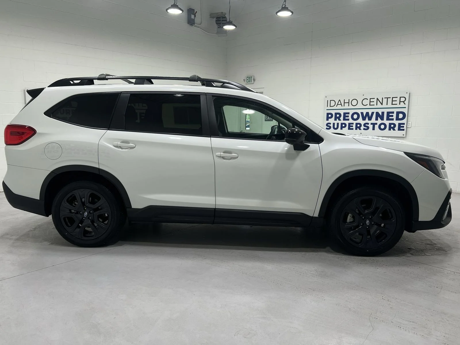2025 Subaru Ascent Onyx Edition-Touring - Photo 9