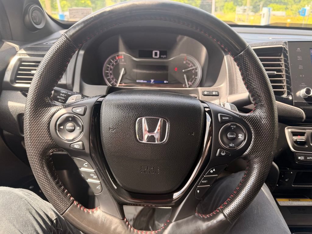 Used 2023 Black Honda Black Edition image 16