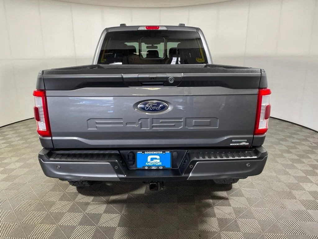Used 2023  Ford Lariat image 7