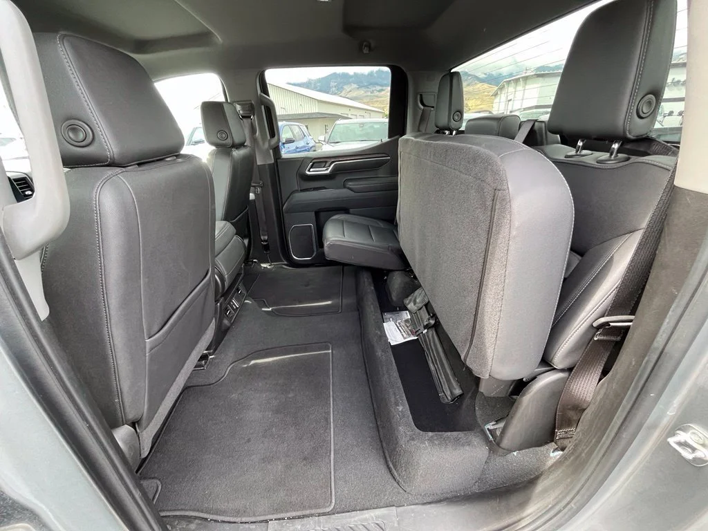 Used 2025 Sterling Metallic GMC SLT image 16