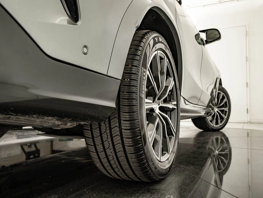 Used 2024 Skyscraper Gray Metallic BMW M60i image 51