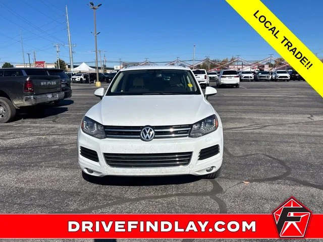 Used 2014 White Volkswagen V6 TDI image 8