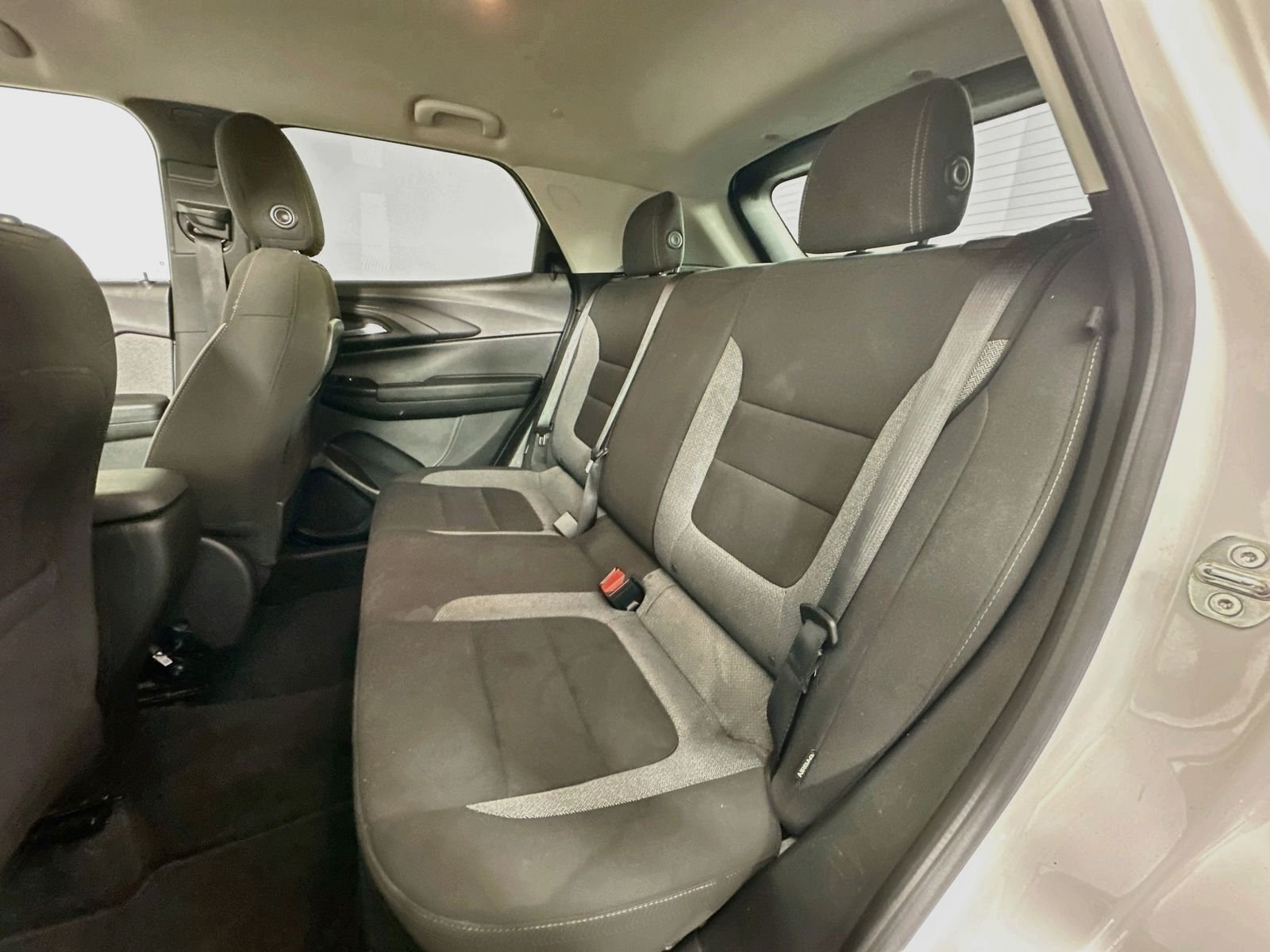 Used 2023 Summit White Chevrolet LT image 25