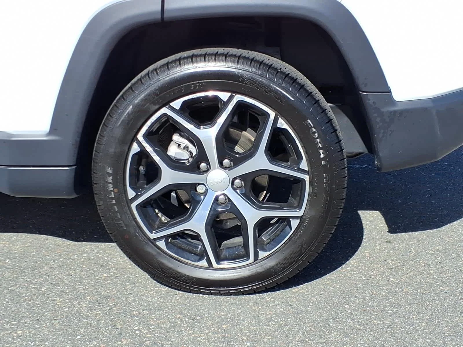 Certified Used 2024 Bright White Clearcoat Jeep Limited image 13