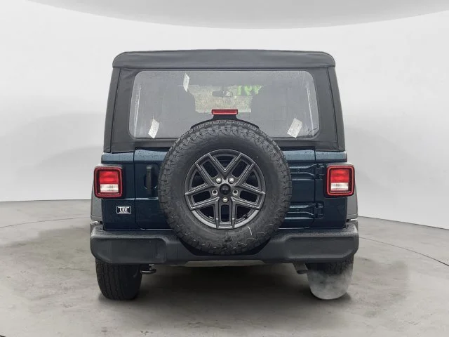 Certified Used 2025 Blue Pearl Jeep Sport image 4