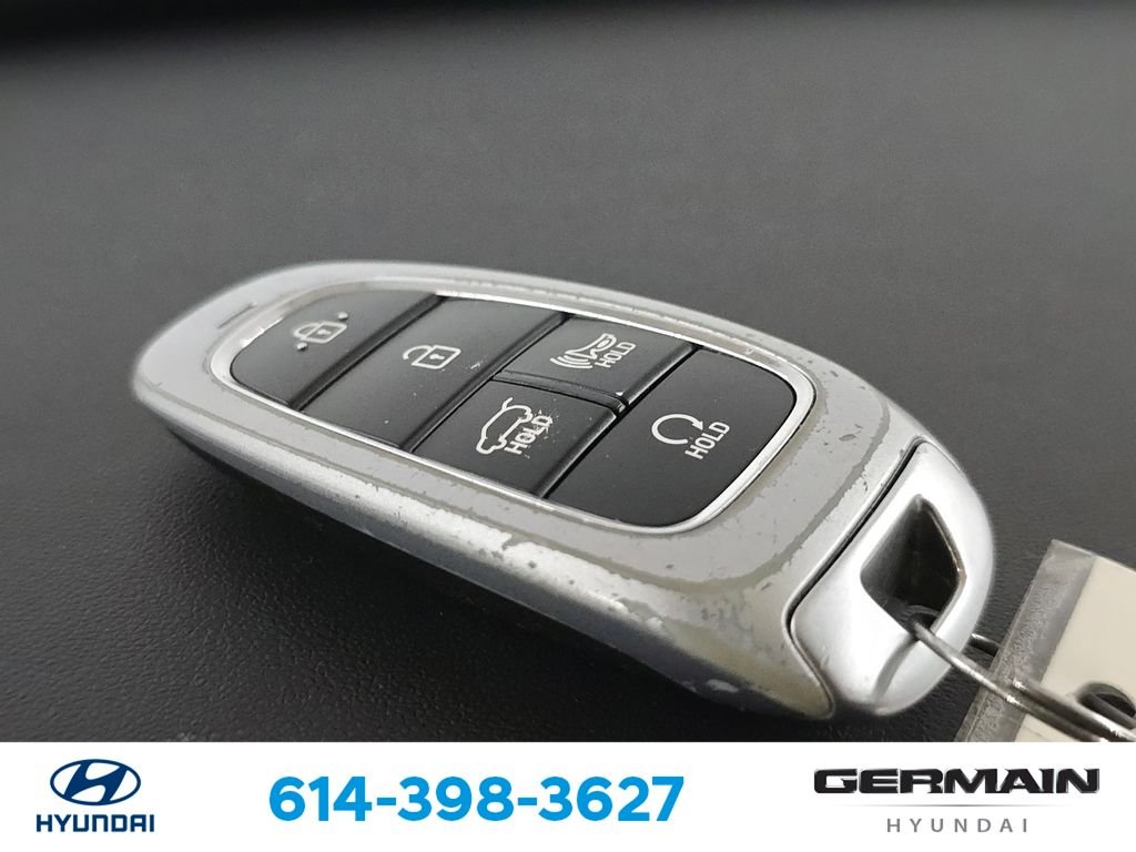 Used 2022 Gray Hyundai SEL Convenience image 34