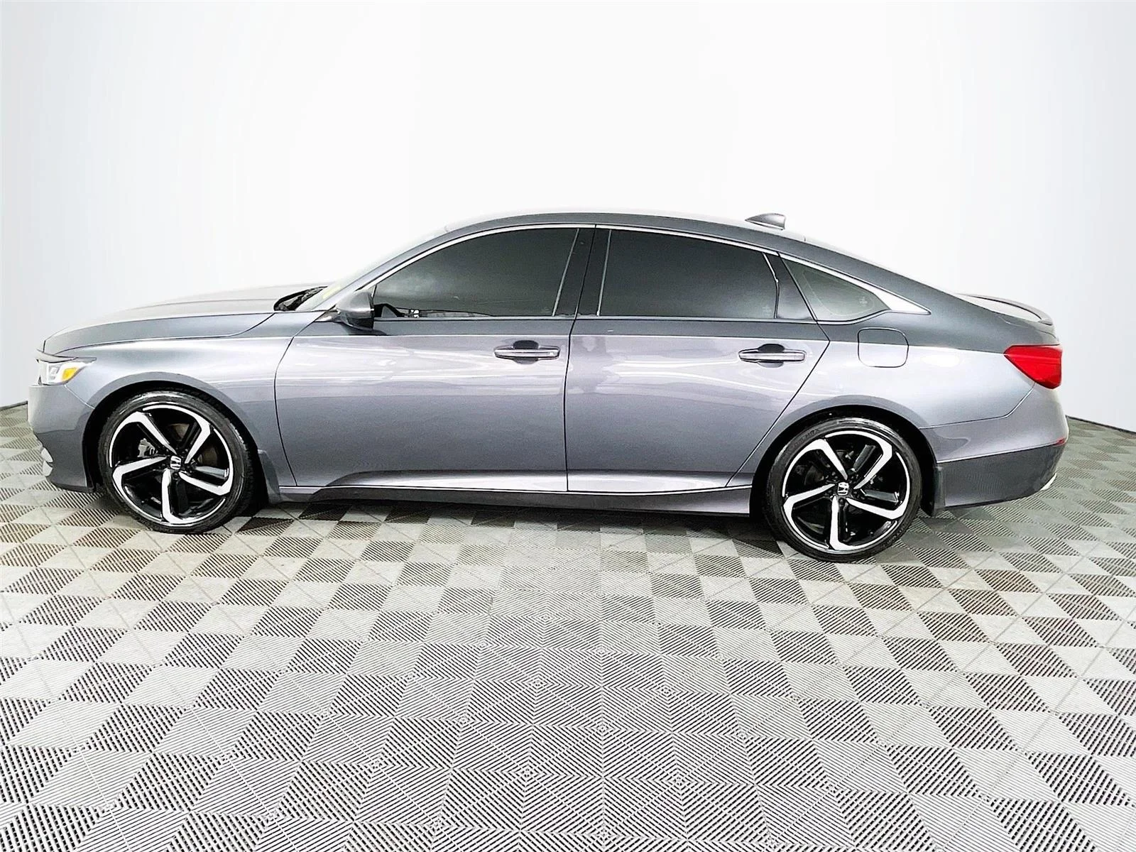 Used 2020 Modern Steel Metallic Honda SPORT image 4