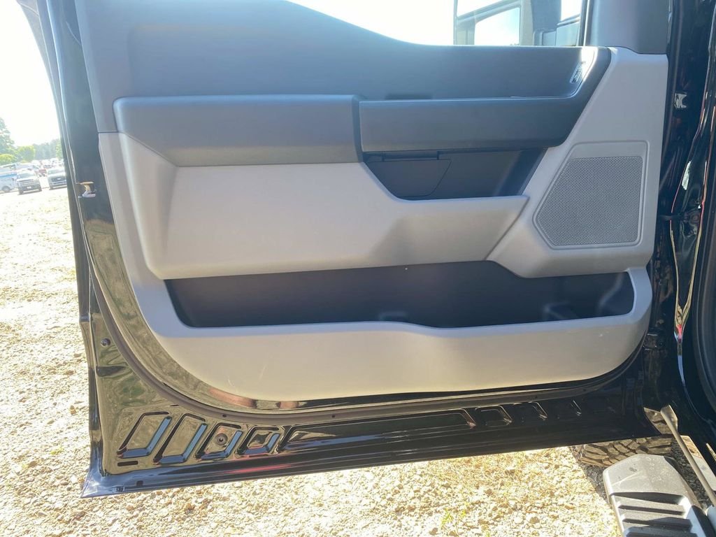 New 2026 Agate Black Metallic Ford F-250® XL image 11