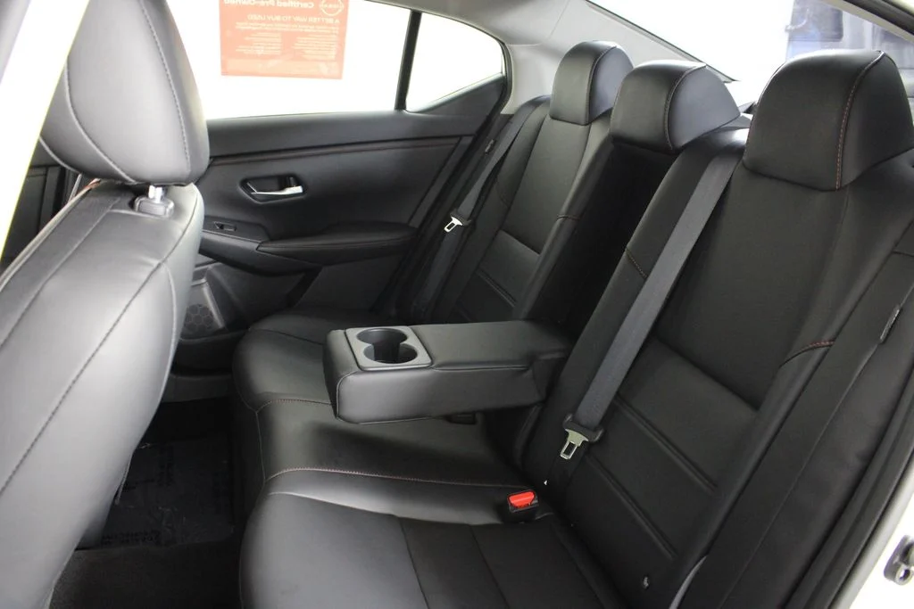 2025 Nissan Sentra SR - Photo 18