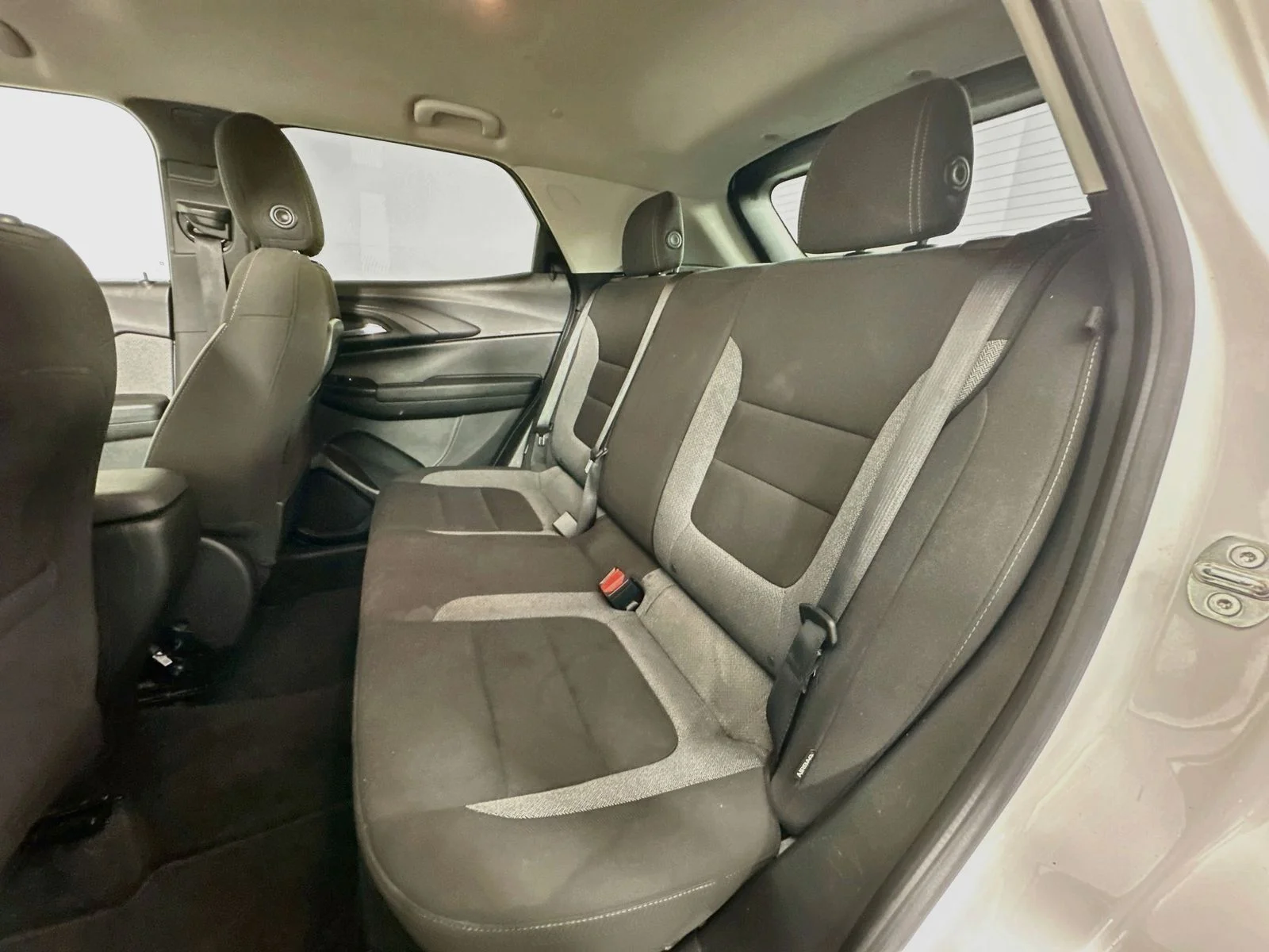 Used 2023 Summit White Chevrolet LT image 25