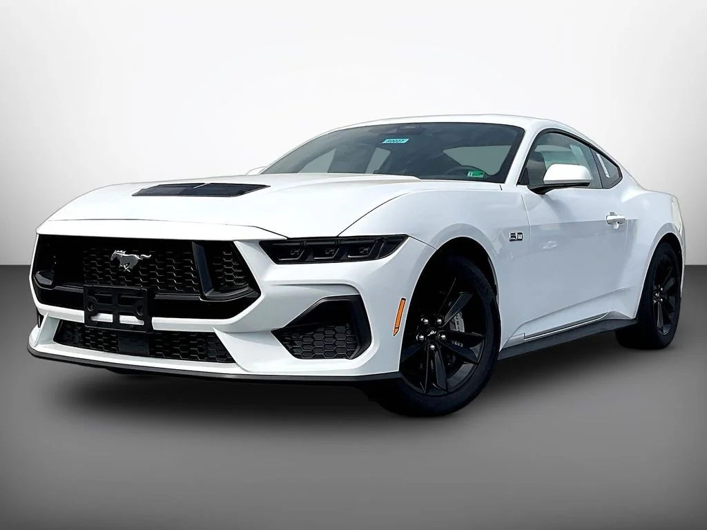 New 2026 Oxford White Ford GT Fastback image 2