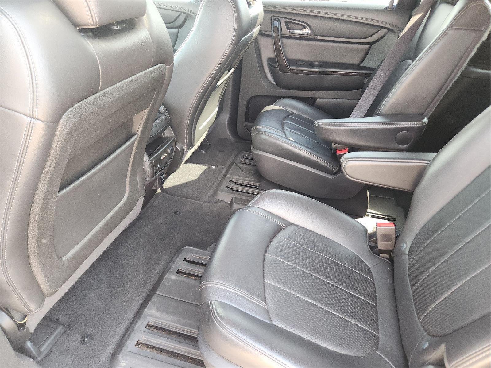 Used 2015 White Chevrolet LTZ image 31