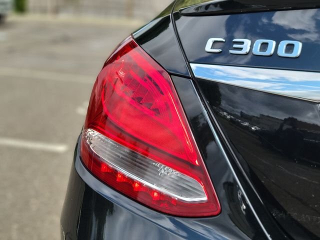 Used 2018 Black Mercedes-Benz C 300 image 11