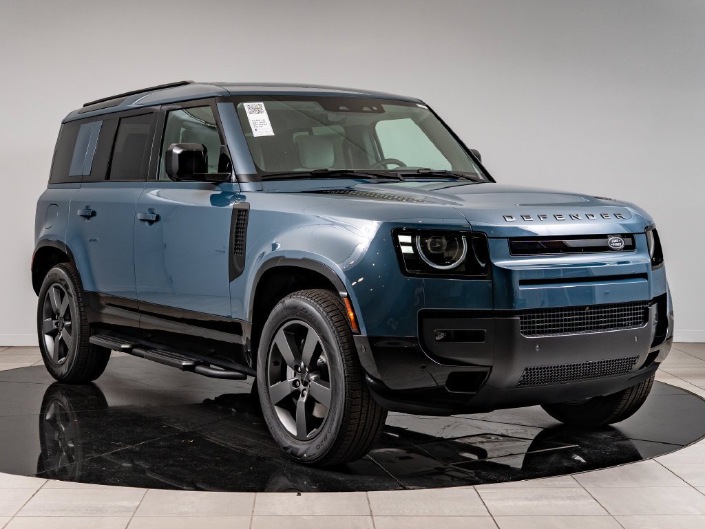 New 2026 Tasman Blue Land Rover X-Dynamic SE image 12