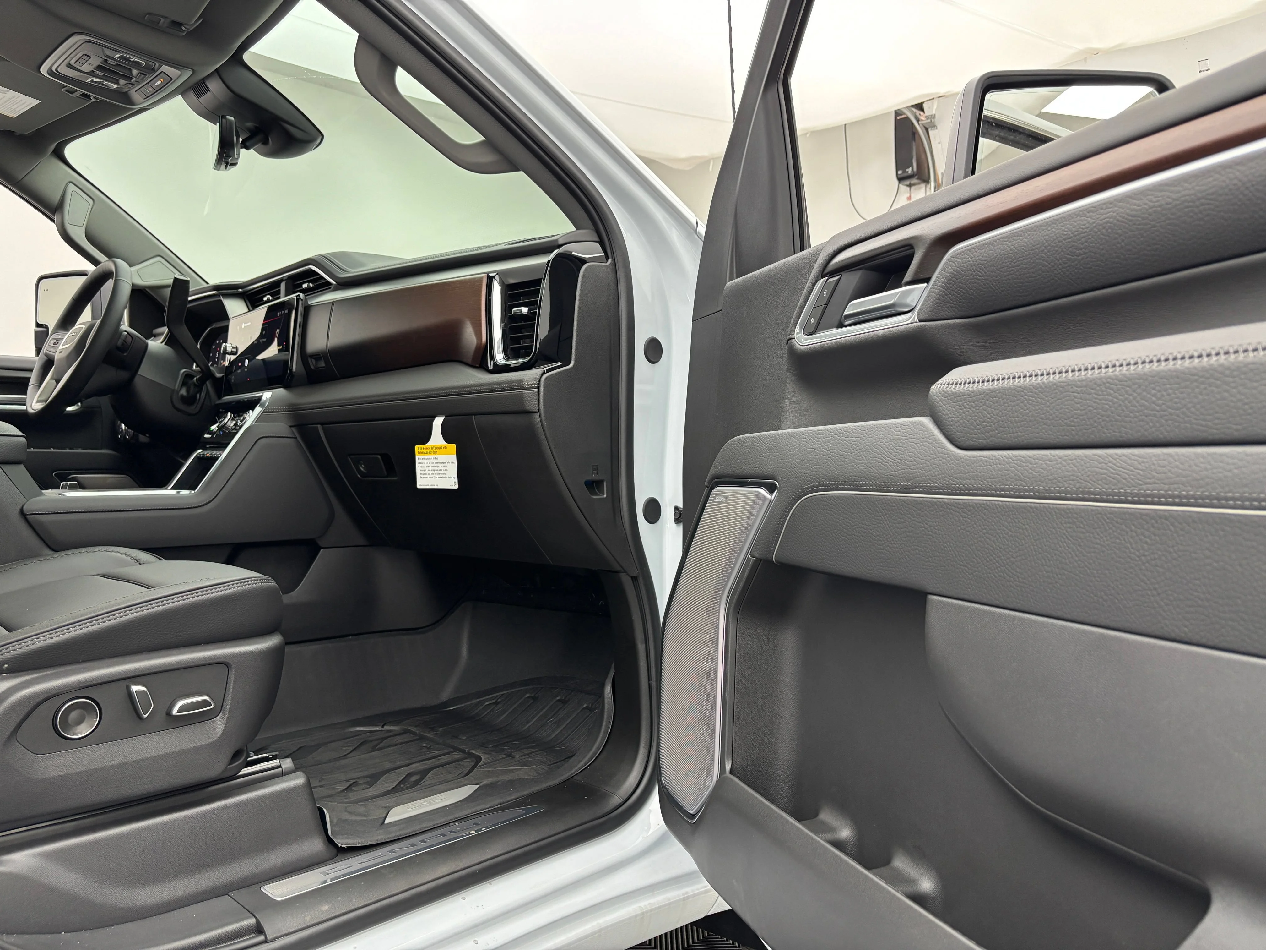 New 2026 Glacier White Tricoat GMC Denali image 39