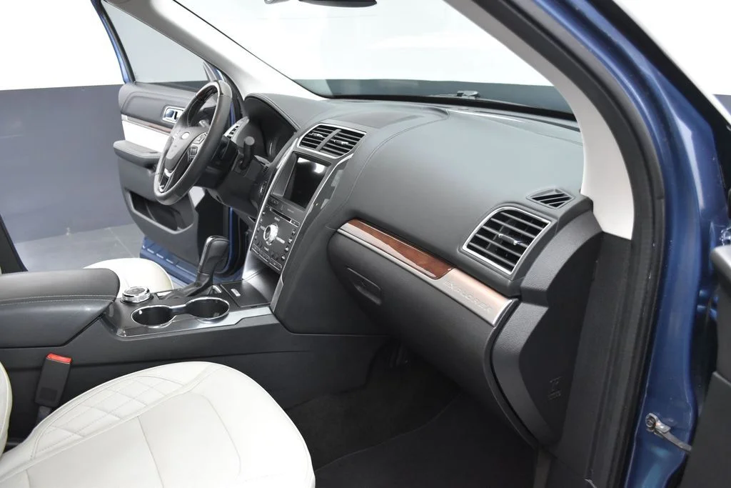2018 Ford Explorer Platinum - Photo 29