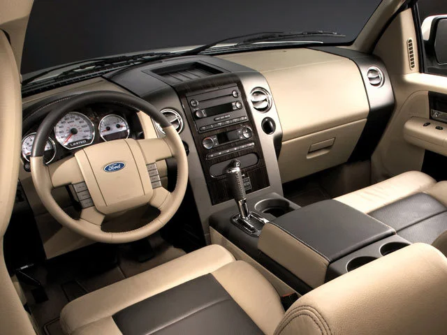 Used 2008 Black Ford XLT image 4