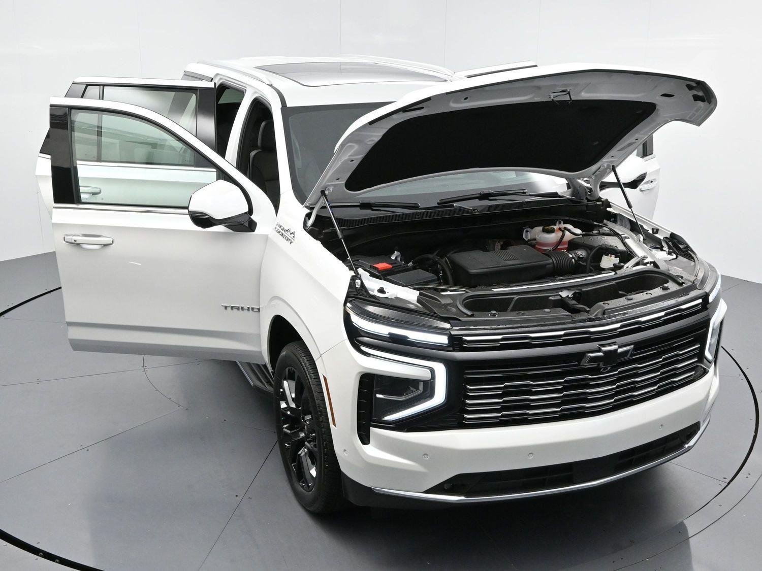 Used 2025 Iridescent Pearl Tricoat Chevrolet High Country image 42