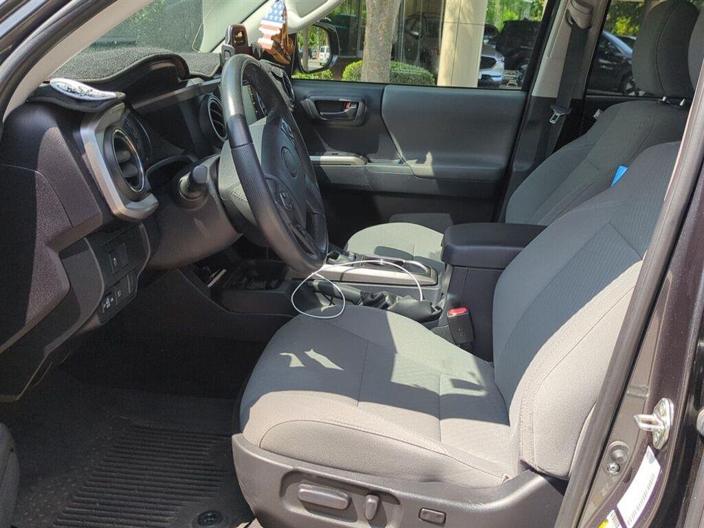 Used 2020 Magnetic Gray Metallic Toyota SR5 image 7
