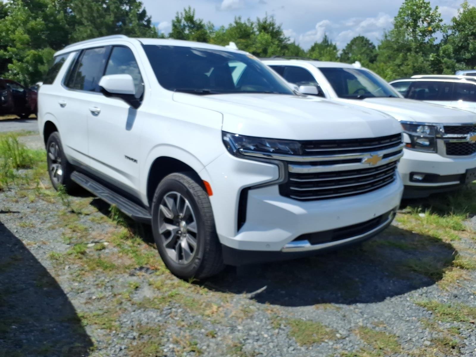 Used 2023 Summit White Chevrolet LT image 5