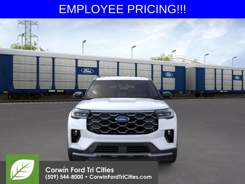 New 2026 Star White Metallic Tri-Coat Ford Platinum image 4