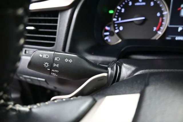 Used 2021 Black Lexus 350 image 33