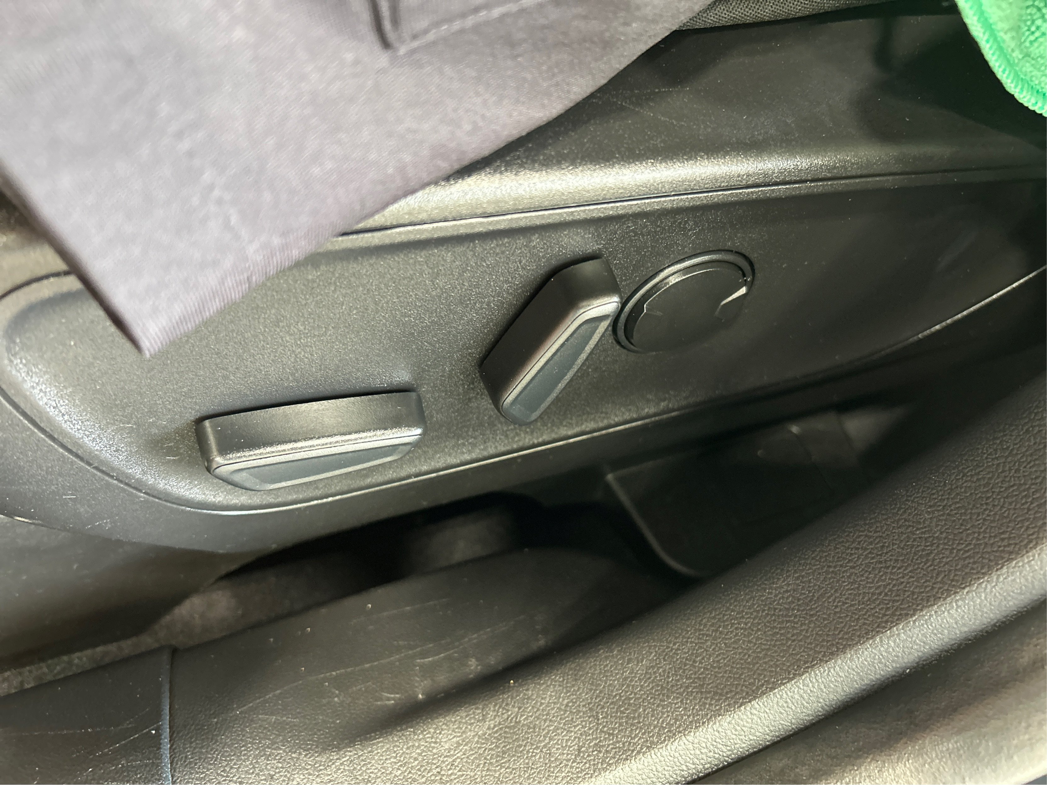 Used 2023 Black Ford Active image 18