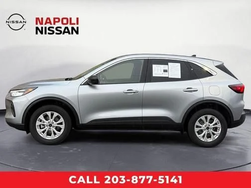 Used 2023 Silver Ford Active image 6