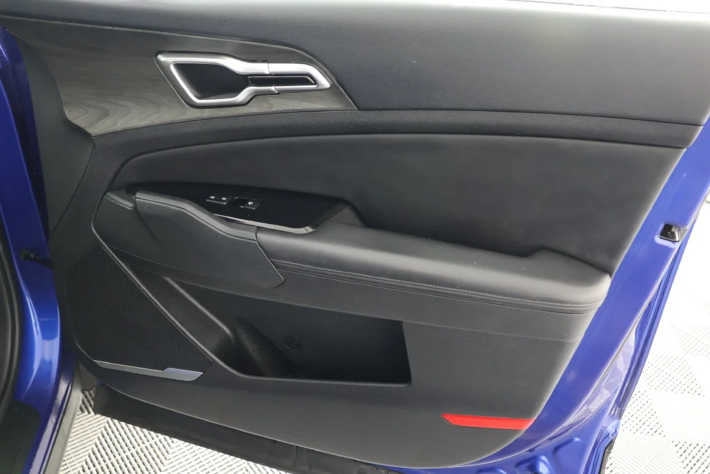 Used 2023 Sapphire Blue Kia X-Line image 29