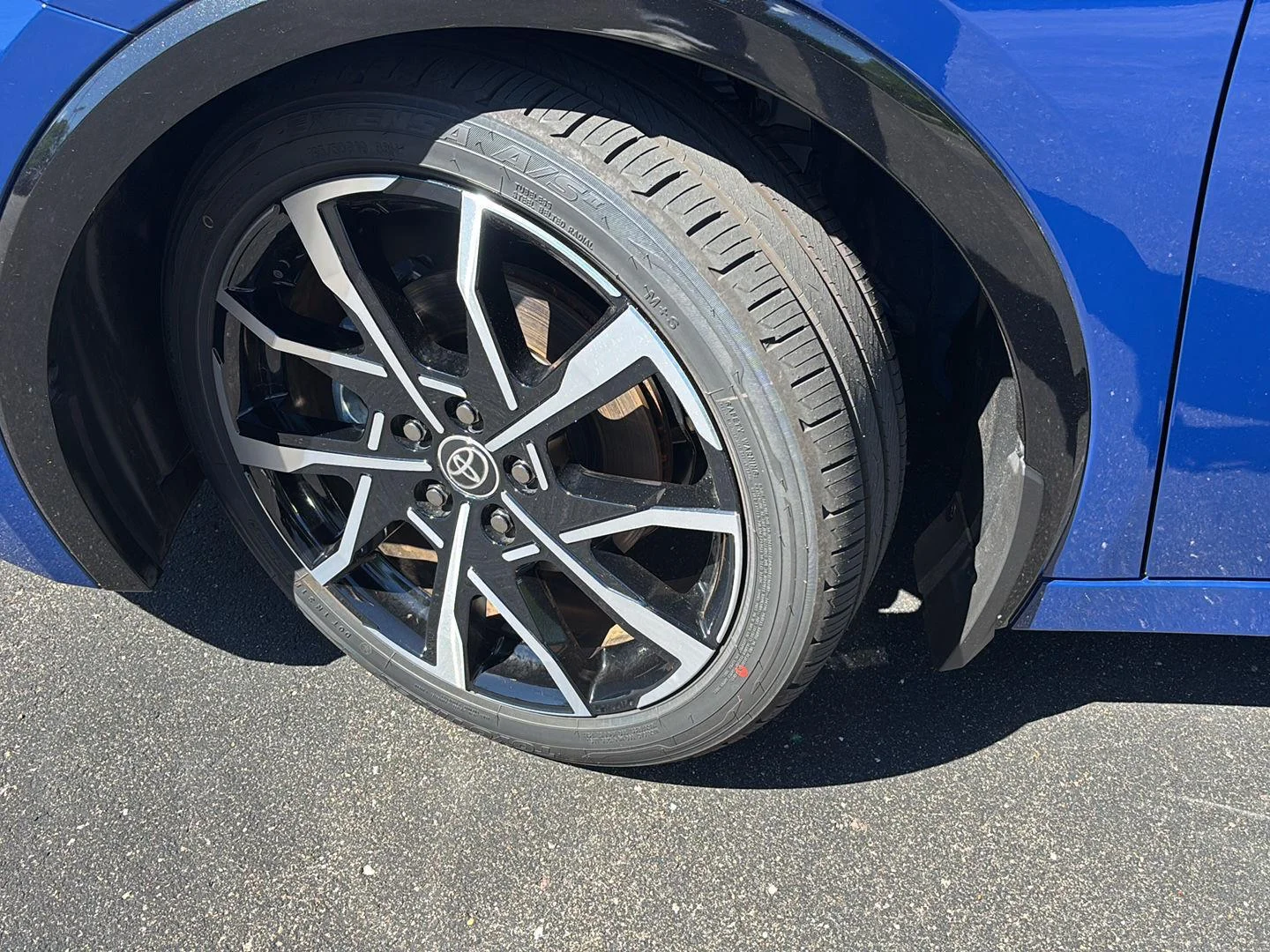 New 2026 Reservoir Blue Toyota XSE image 4