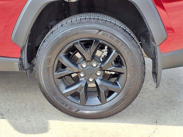 Certified Used 2025 RUBY FLARE PEARL* Toyota  image 9