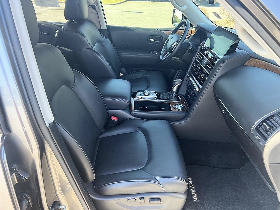 Certified Used 2023 Gun Metallic Nissan SL image 17