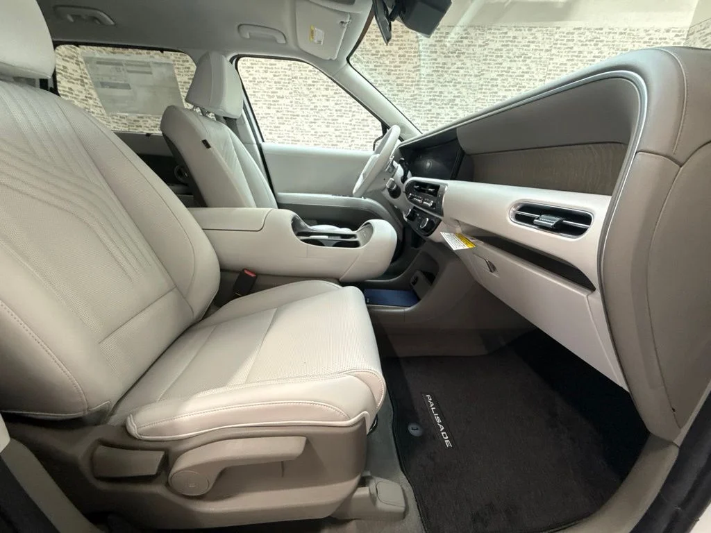New 2027 Creamy White Pearl Hyundai SEL image 12
