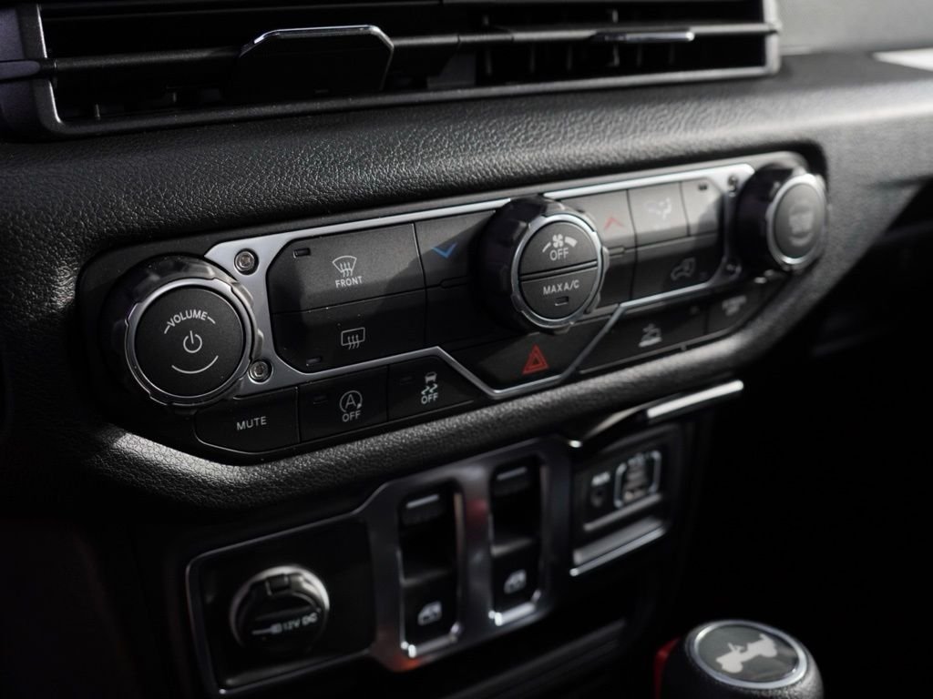 New 2026 Anvil Clear-Coat Exterior Paint Jeep Sport image 14