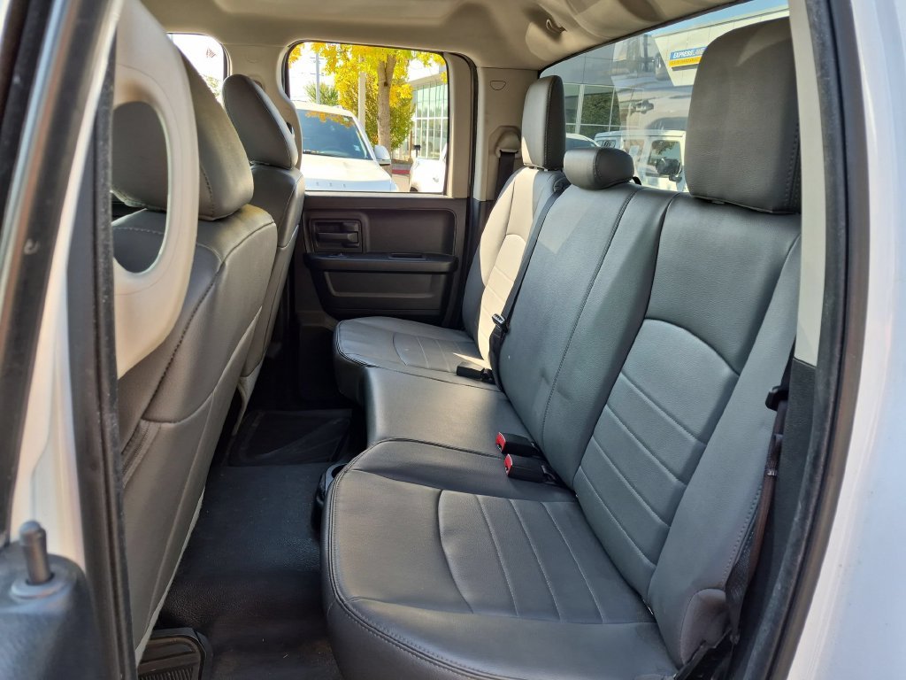 Used 2015 Bright White Clearcoat Ram Tradesman image 14