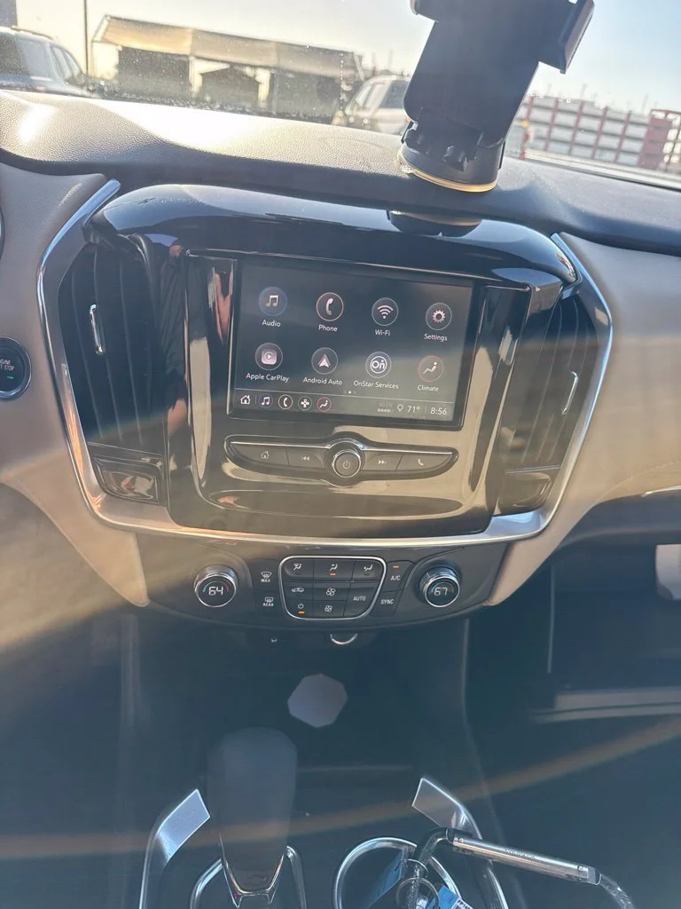 Used 2022 SUMMIT WHITE Chevrolet LS image 11