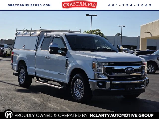 Certified Used 2022 Oxford White Ford XLT image 1