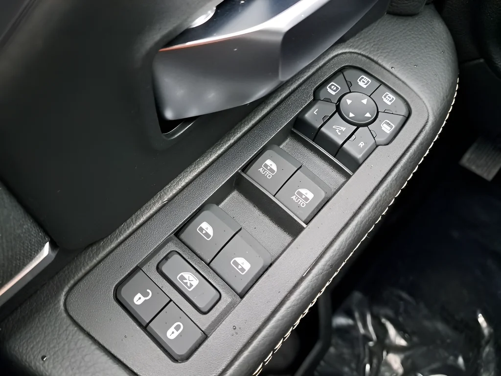 2026 RAM 2500 Big Horn - Photo 25