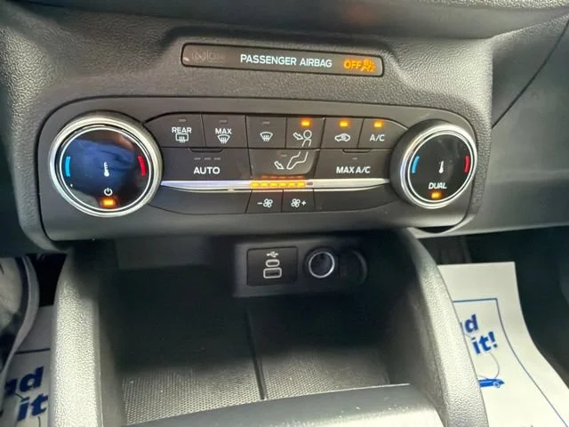 Used 2025 Gray Ford ST-Line image 37