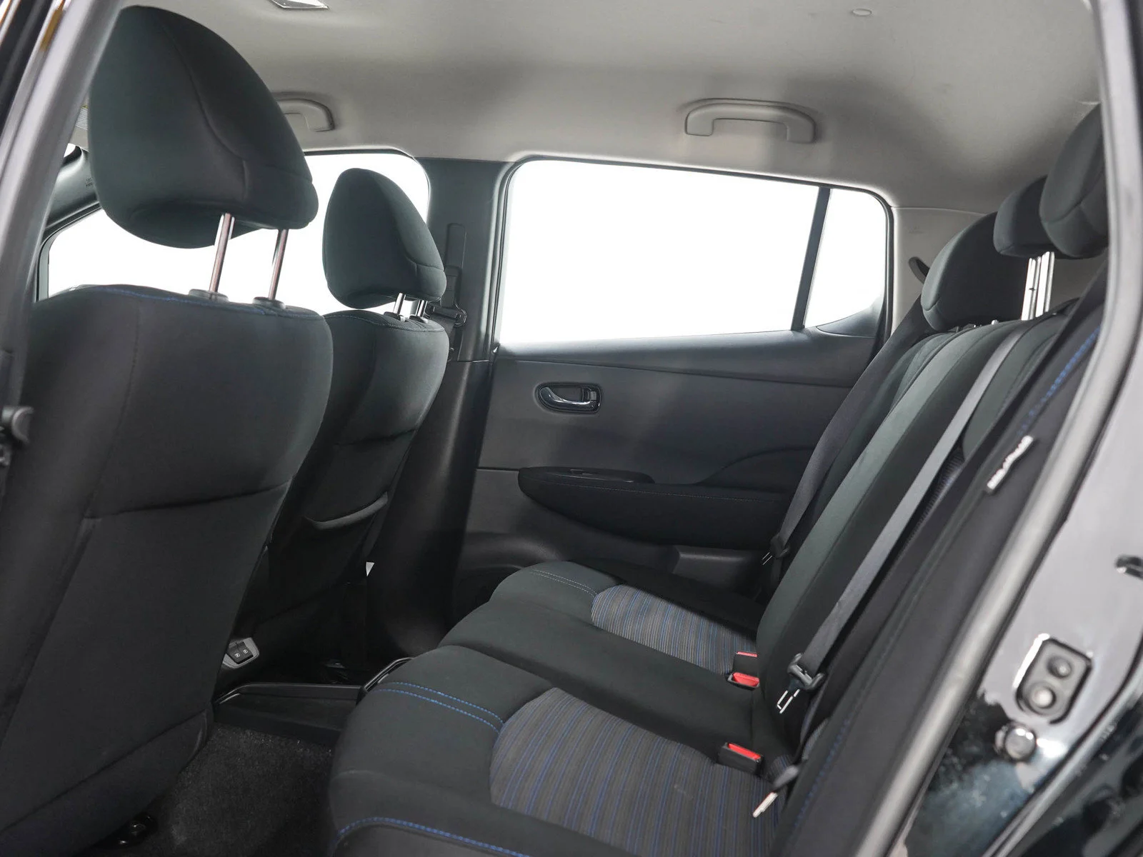 Used 2025 Super Black Nissan S image 14