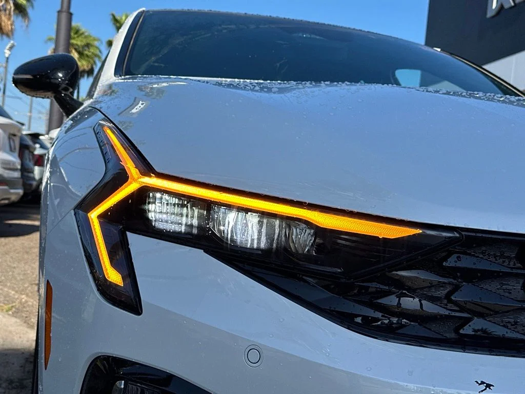 New 2026 White Kia GT-Line image 6