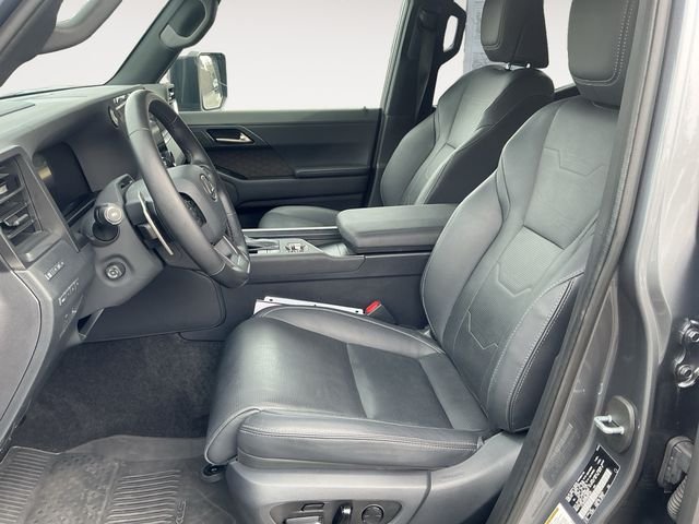 2024 Lexus GX Luxury - Photo 9